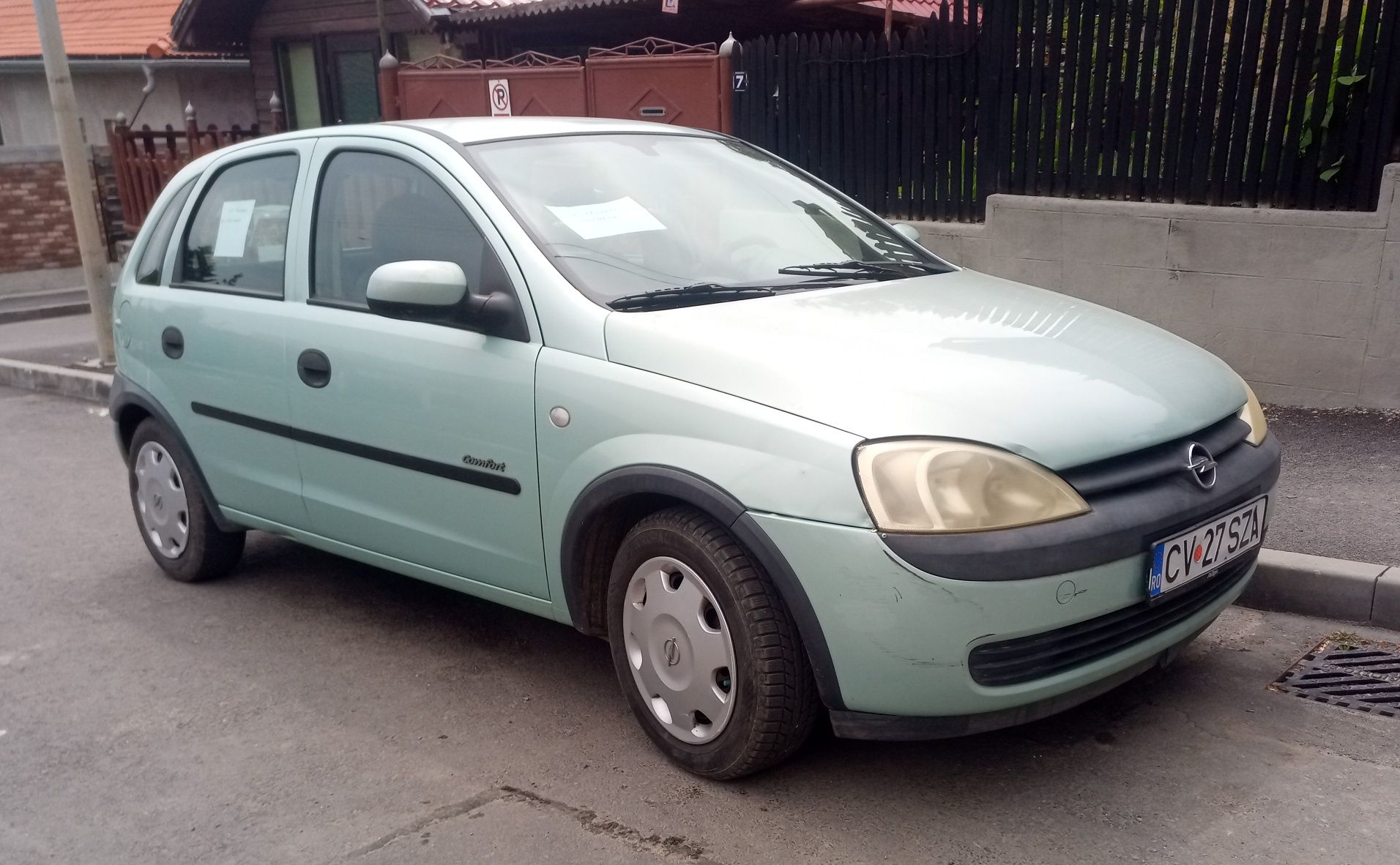 Opel Corsa 1.0 2001 (garaj)