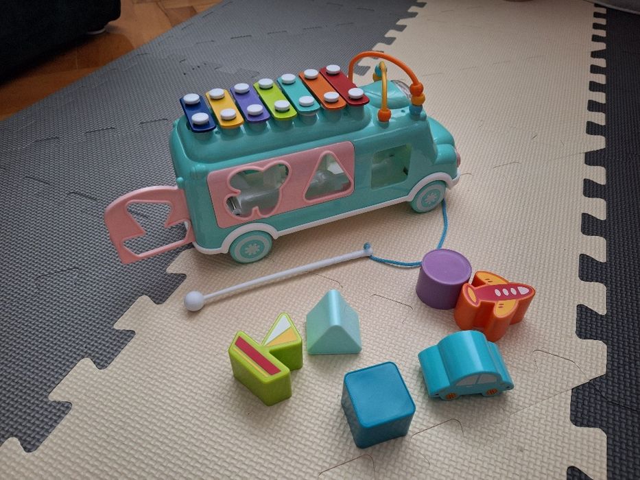 Masina cu xilofon si sortare