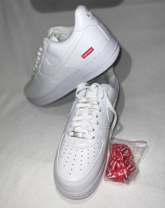 Nike Air Force 1 x Supreme White