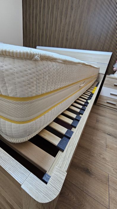 Двулицев матрак.