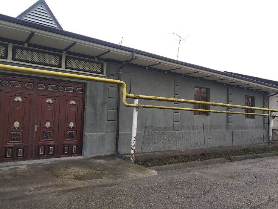 Сдаю две комнаты в своем доме.