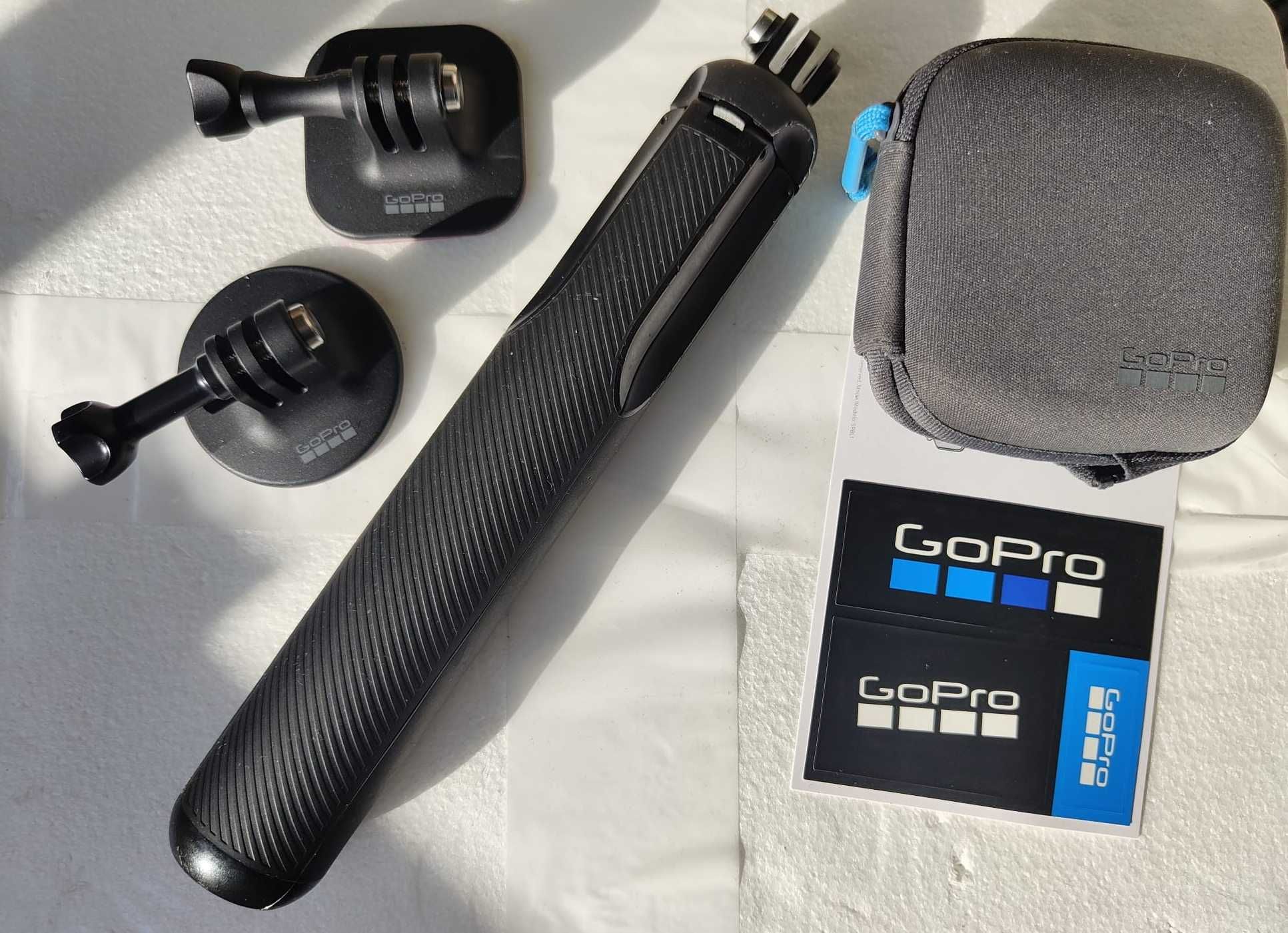 Vand accesorii GoPro noi, originale