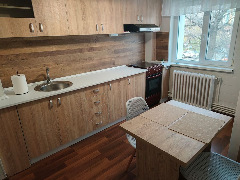 1Mai, M-uri,Stadion Tineretului,2dec, et1/4 !