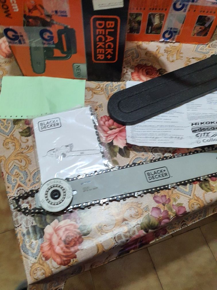 Електрически трион Black+Decker