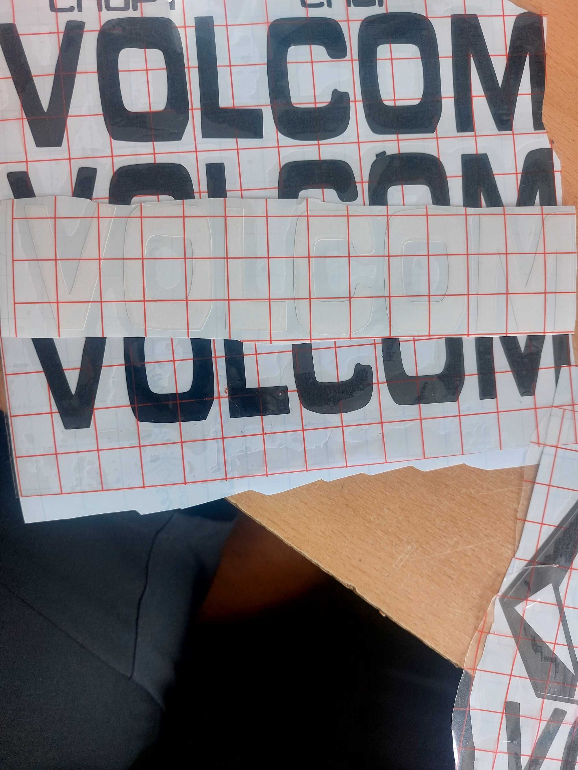 стикери на Volcom