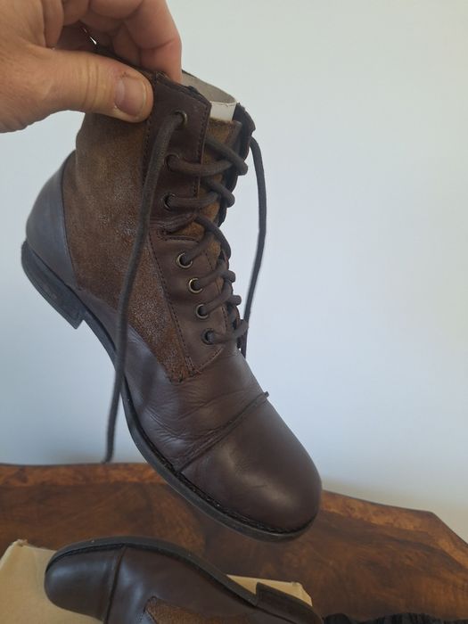 Vand Ghete bărbați Levi's piele marime 40