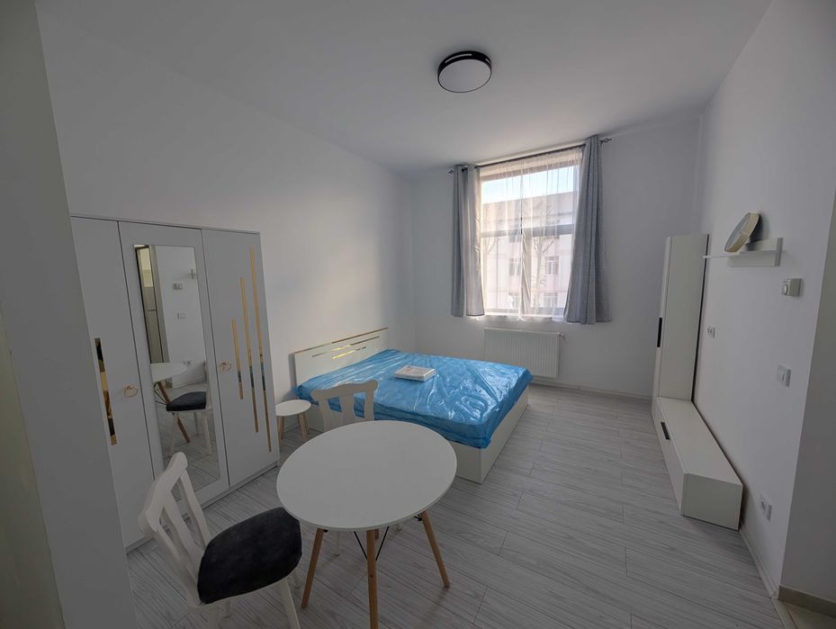 Garsonieră de închiriat