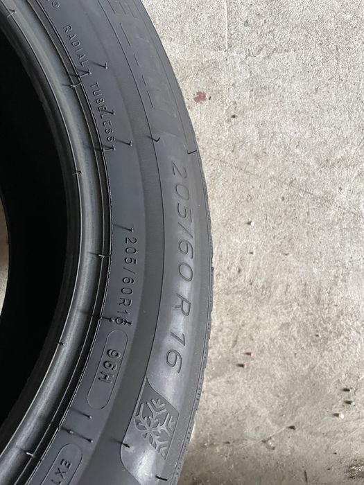 Anvelope 205/60/16 Michelin Crossclime 2024