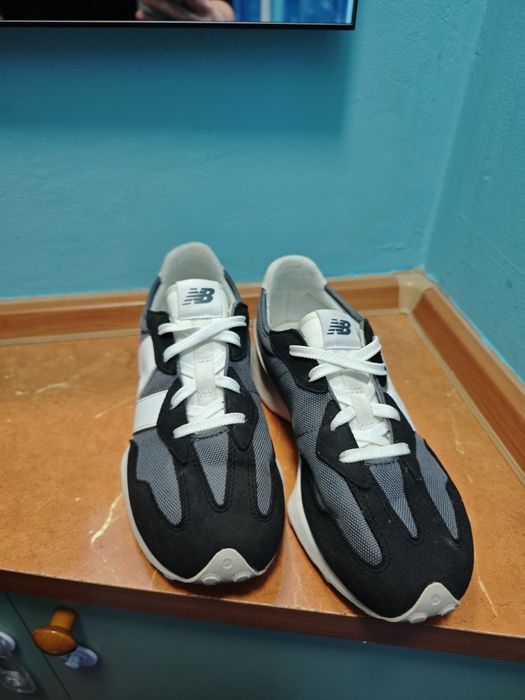 Обувки New Balance 327 и обувки Puma