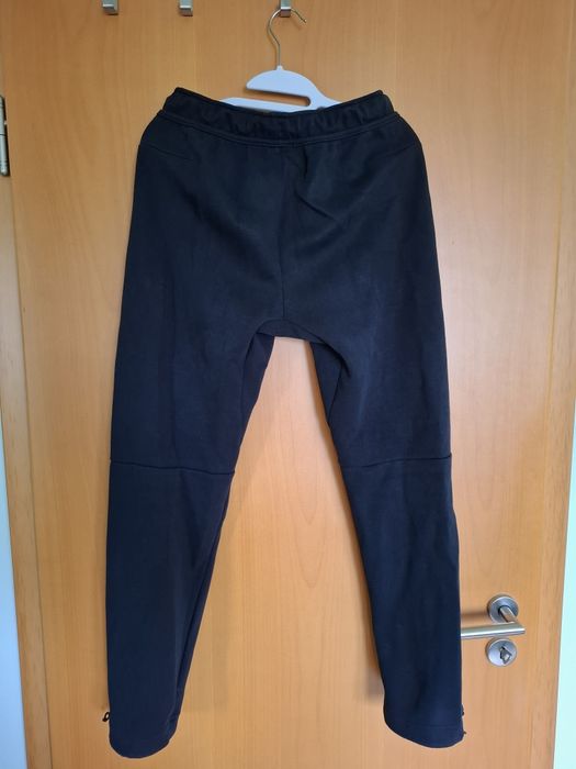 Pantaloni Nike Tech Fleece