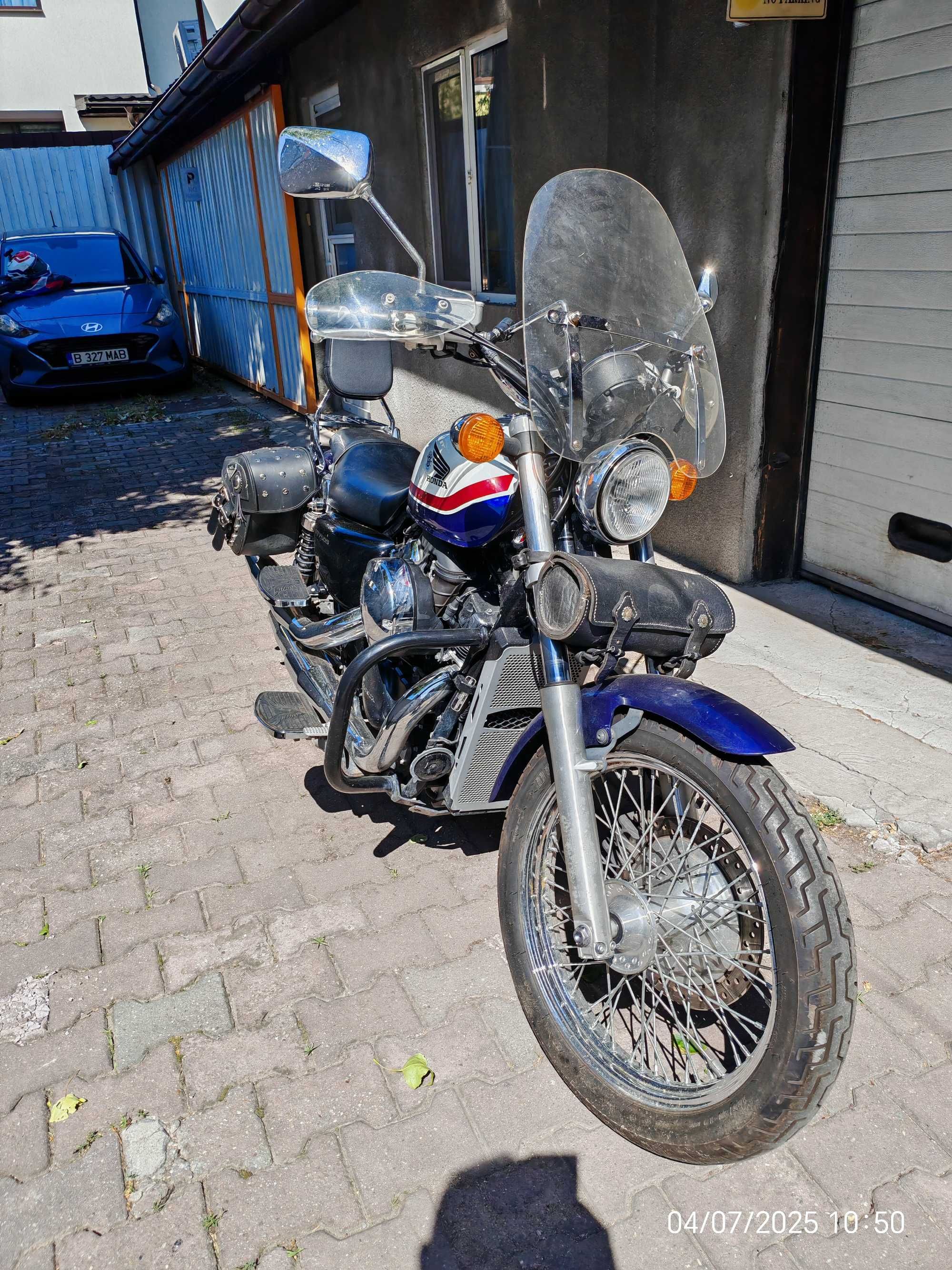 Honda Shadow VT750 S