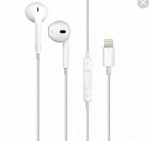 Наушники Apple EarPods lightning белые