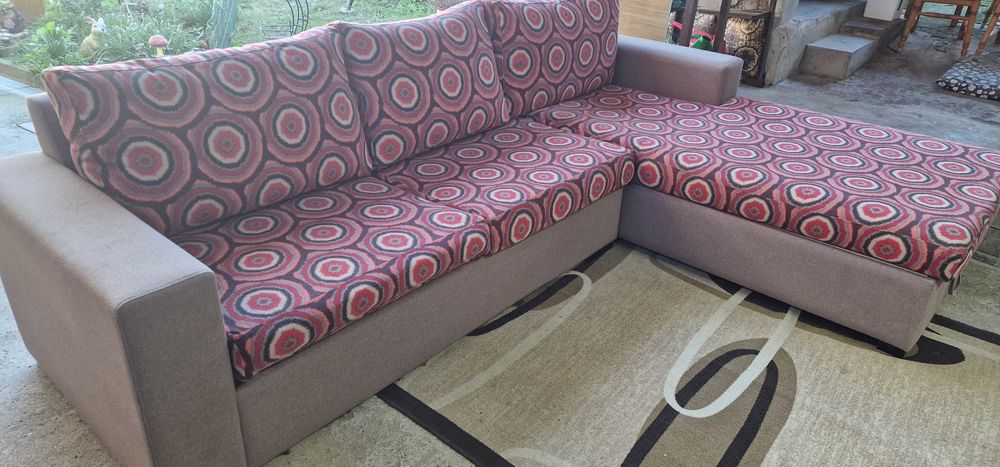 Ъглов диван 2.80м на 2.00м