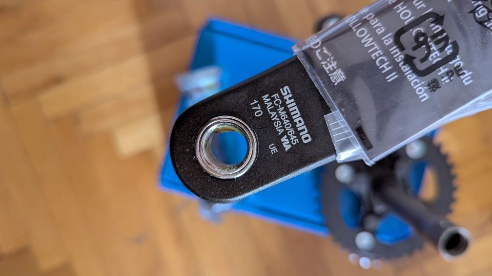 angrenaj pedalier Shimano ZEE NOU