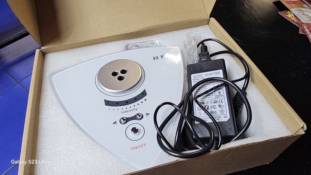 Dispozitiv de lifting cu radiofregvență pt față și corp