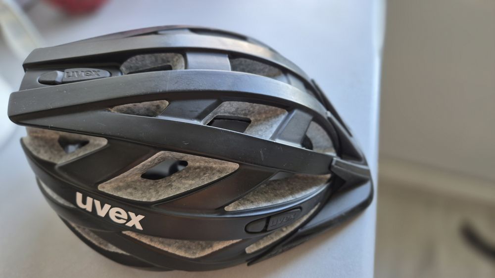 Cască bicicletă UVEX marimea 52-57