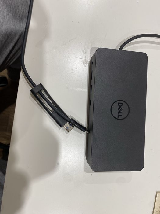 Dell D6000 Docking Station (USB-C) + 130W адаптер – отлично състояние