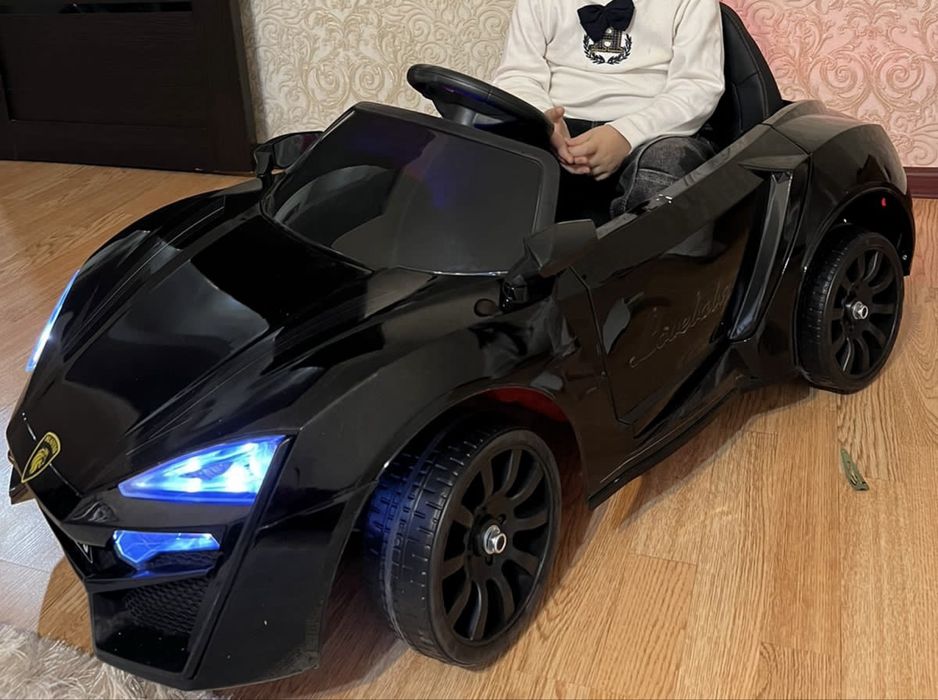 Детская автомашина