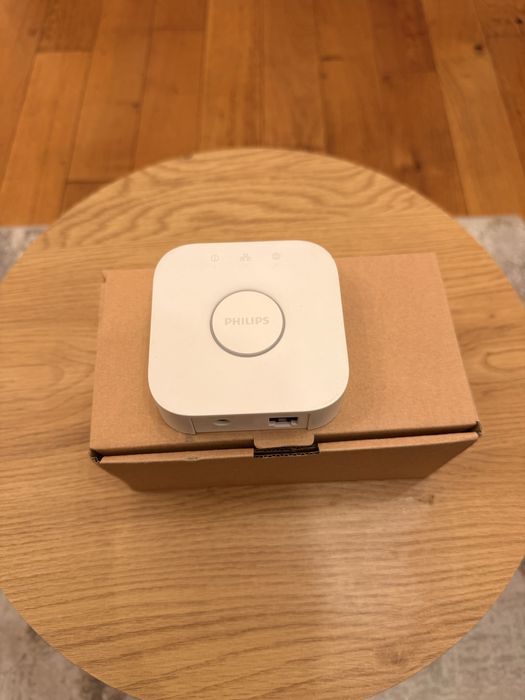 Philips Hue Bridge