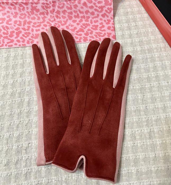 Manusi dama + cutie cadou