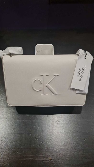 Дамска Чанта "Calvin Klein "