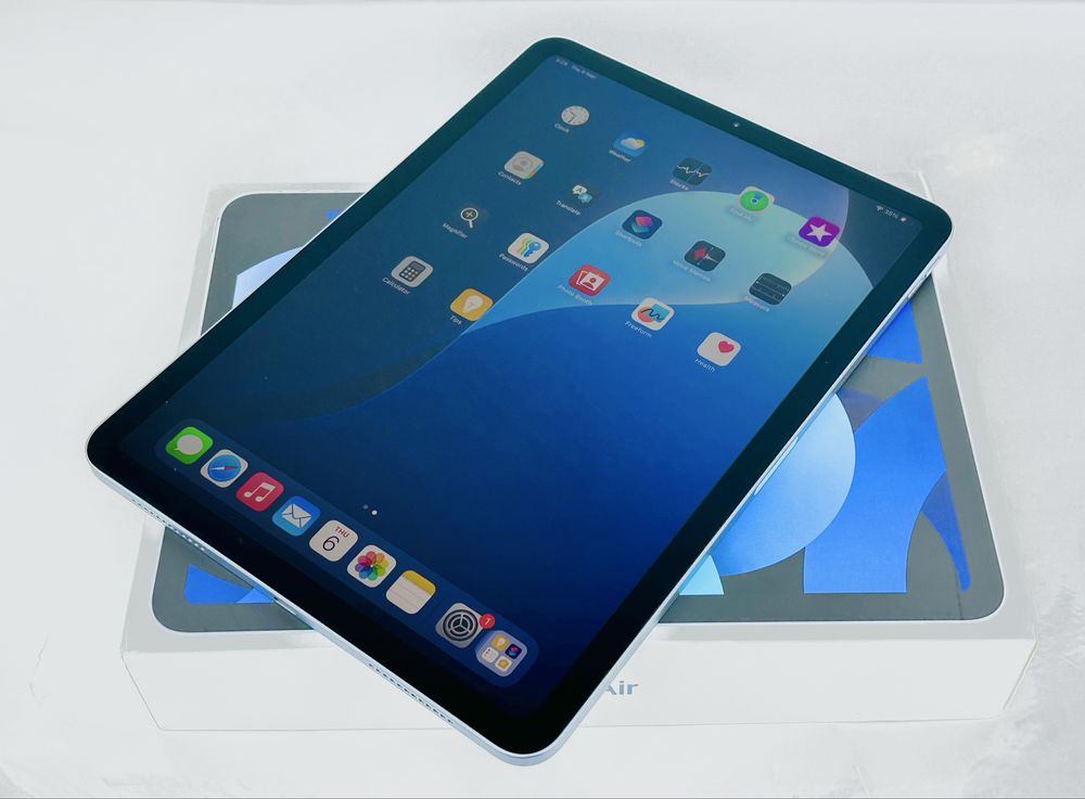 Apple iPad Air 4 64GB Wifi Blue Перфектен! Гаранция!