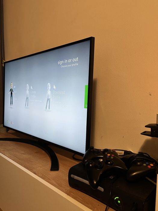 Vand consola Xbox360