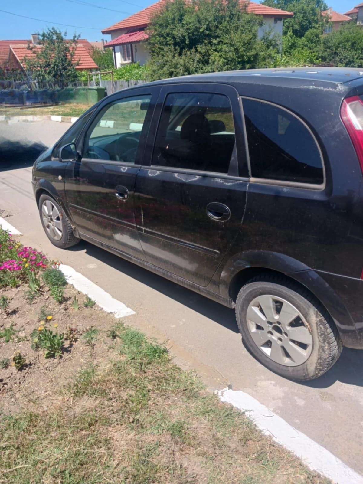 Опел мерива 1.7 CDTI  на части