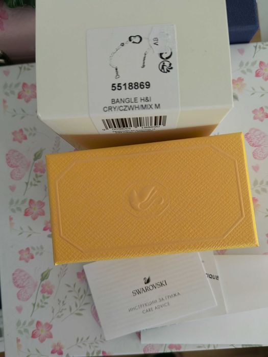 Гривна Сваровски