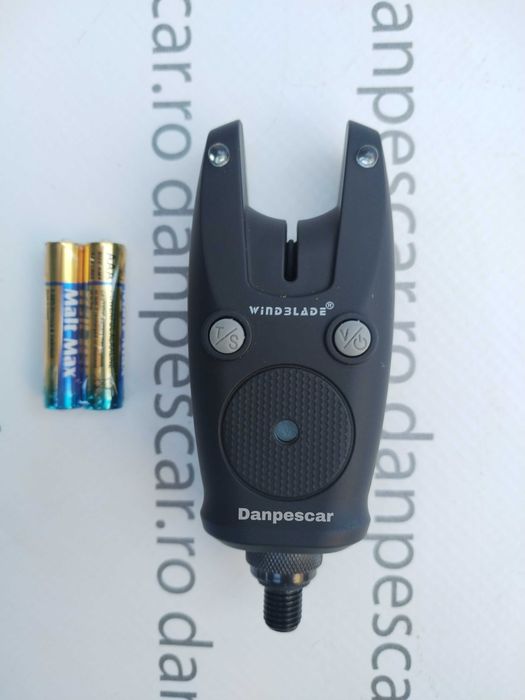 Set 4 Avertizori WINDBLADE 616 +4 swingere MKM2 cu iluminare si 4 Tije