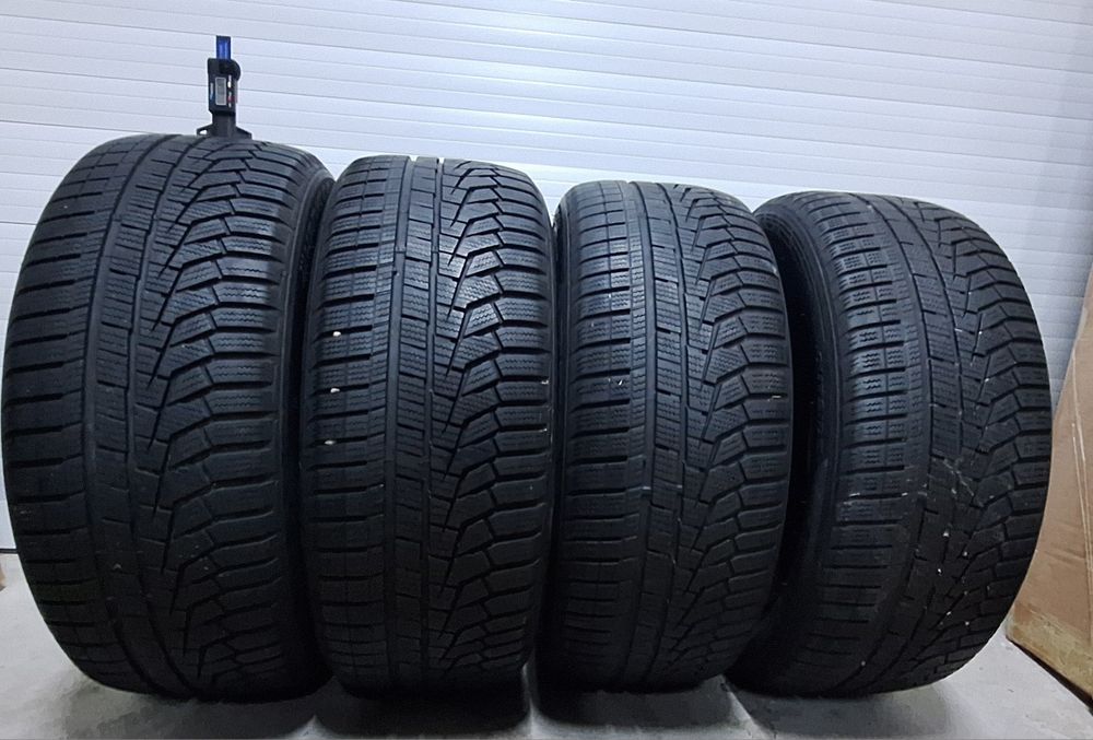6.5mm! 225 50 17 Hankook winter icept rs2