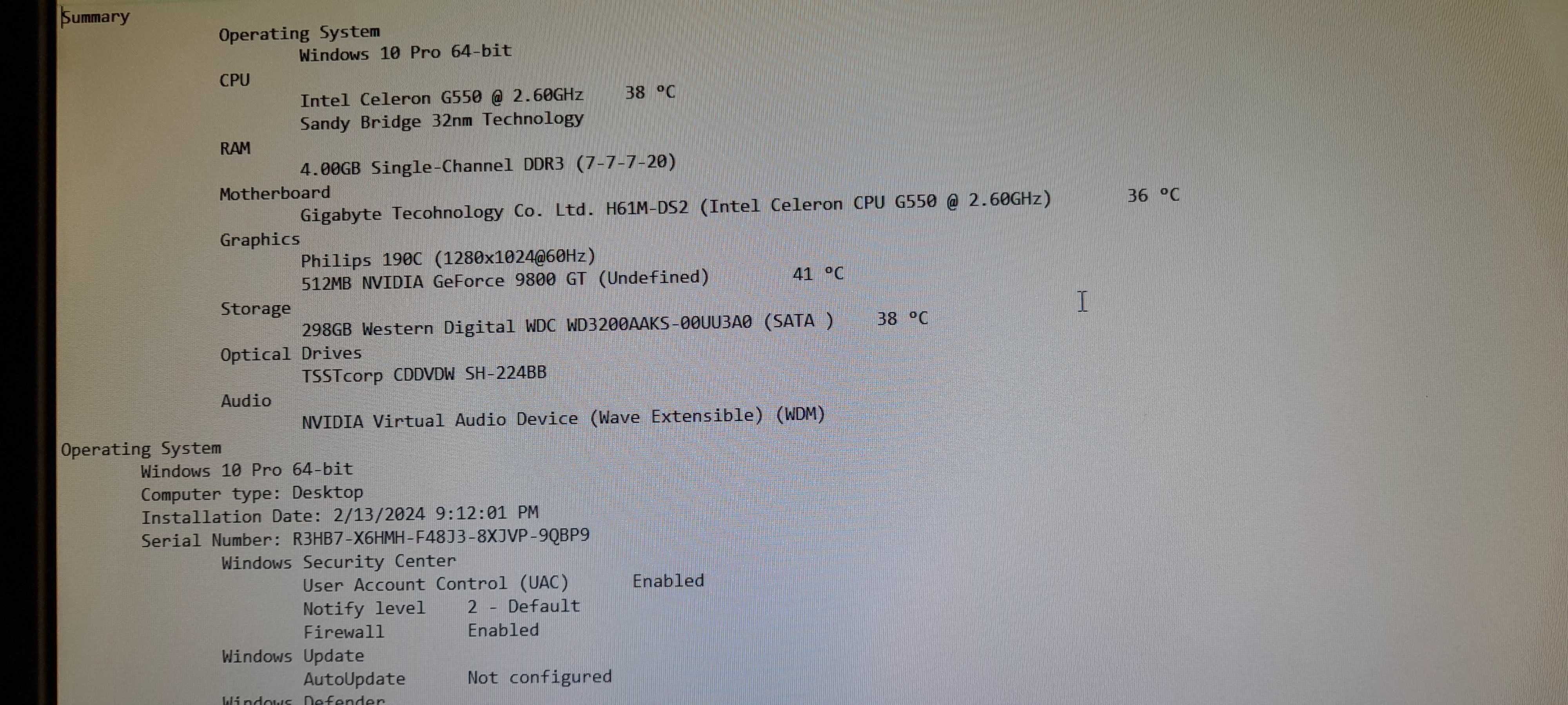 Calculator complet Unitate,Monitor,Tastatura celeron 2,6 Mhz 4 Gb Ram