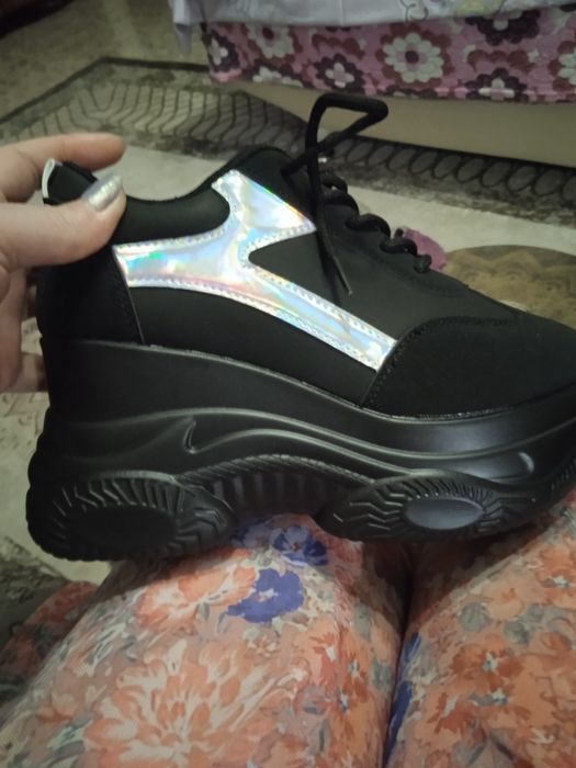 Женская обувь продам