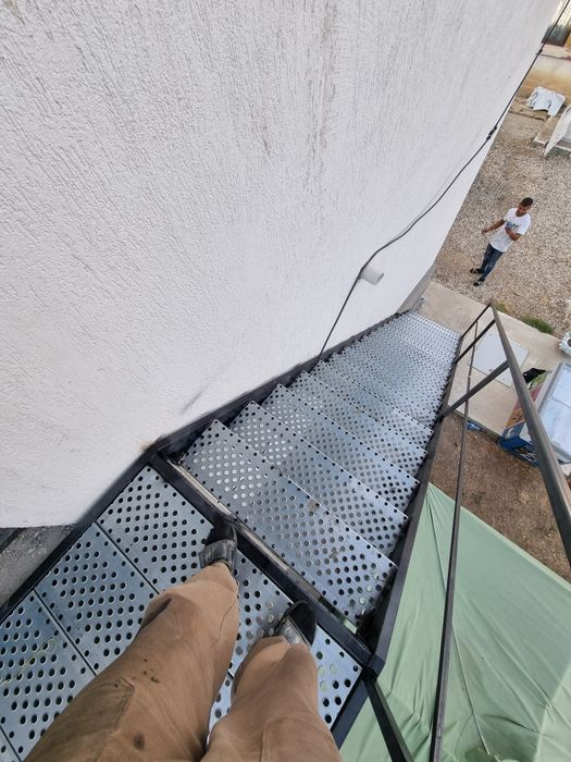 Scări metalice galvanizate