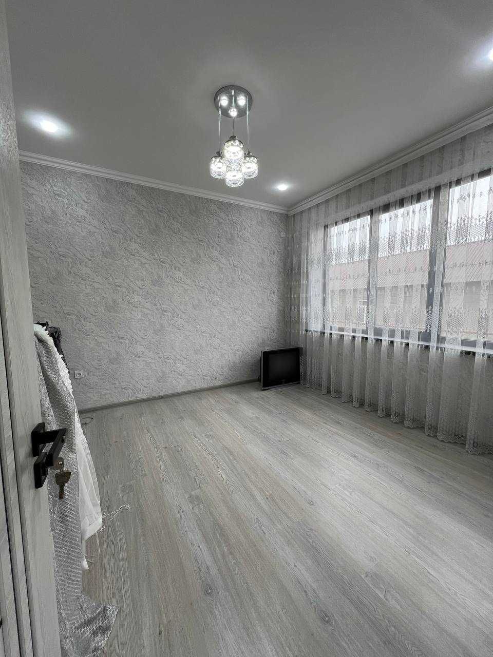 Продам новый 2-этажный дом. Ор-р. 8- Станция метро Матонат