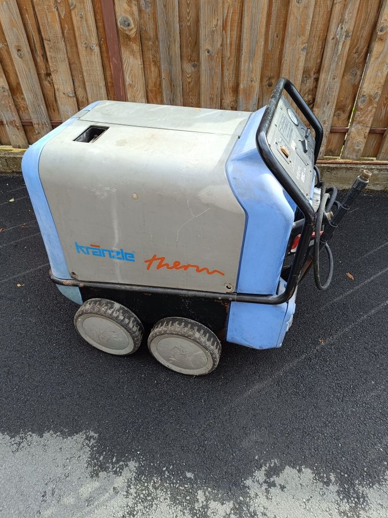Defect - Kranzle therm 890 cu apa calda 380V