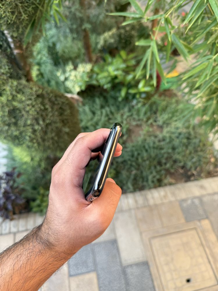 Iphone x ayfon x 256gb LL/A qora holati ideal aybi yo face ishlidi