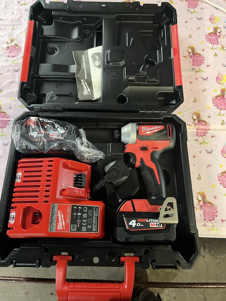 Vand filetanta Impact Milwaukee M18