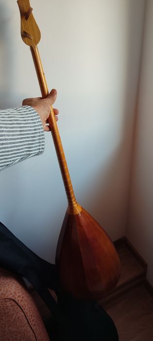 Домбра с чехлом почти новый