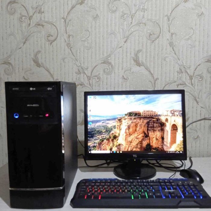 Компьютер игровой для средних игр