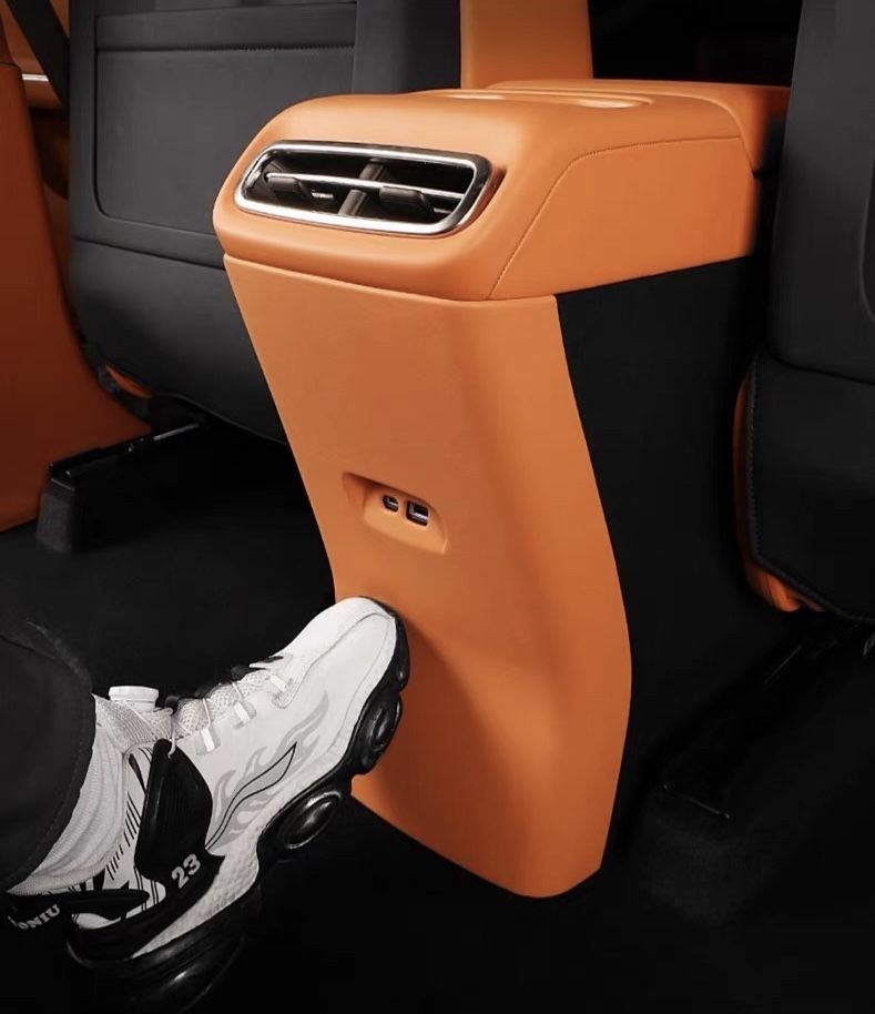 Leapmotor C16 и C10 Противоударная накладка задняя для бара bar