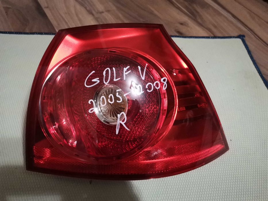 Десен R Стоп  външен Фолксваген/Volkswagen Golf 5 V 2003--2008г
