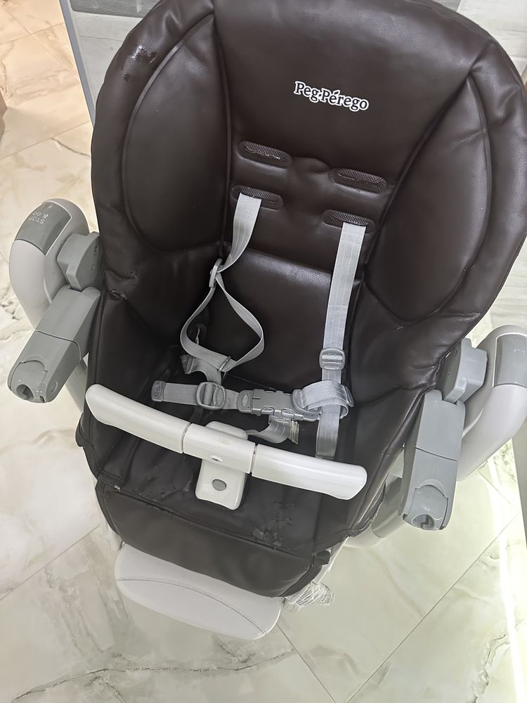 Scaun de masa 3 in 1 Peg Perego  0-15 Kg Tatamia