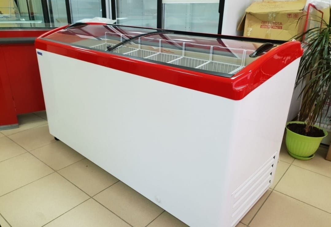 Морозильники витрины со склада  торговое оборудование