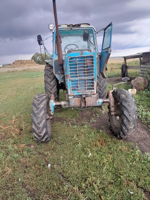 Продам трактор .