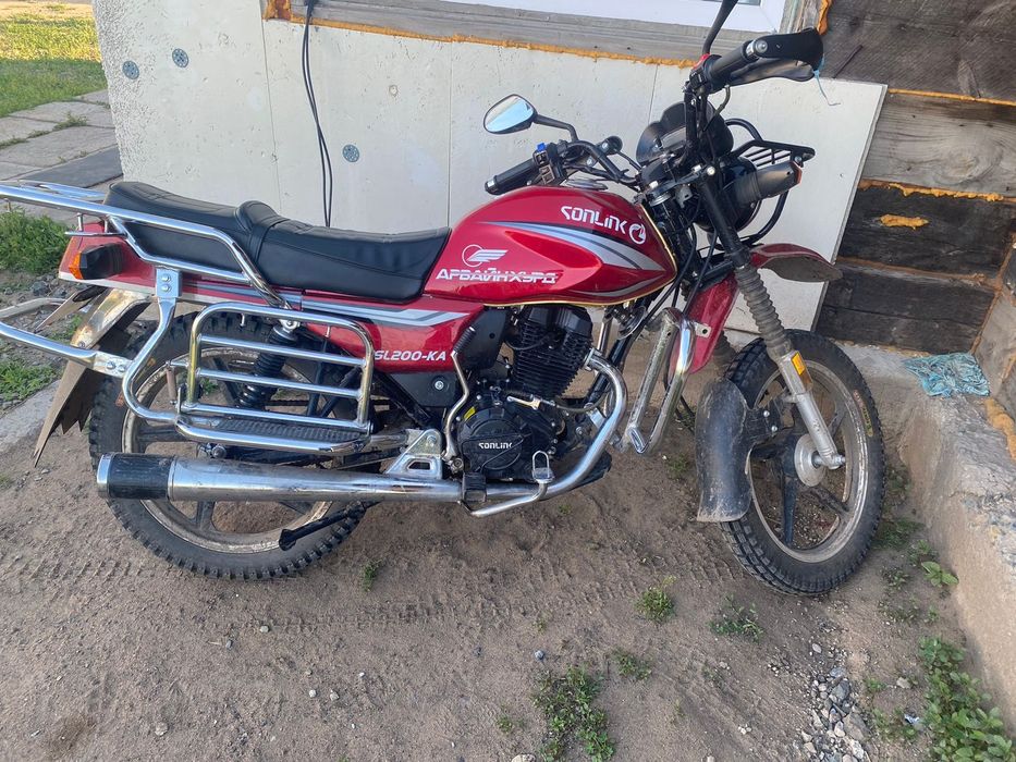 Продам мотоцикл 200 куб