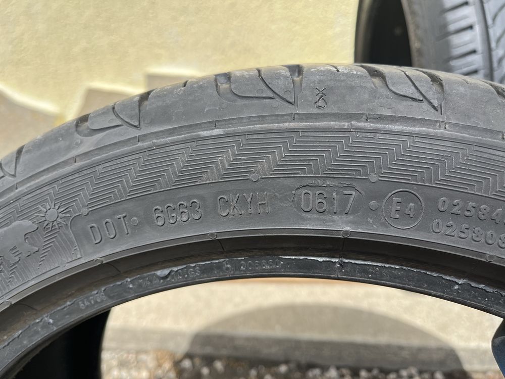 2 бр. летни гуми 215/45/17 Gislaved DOT 0617 6,5 mm