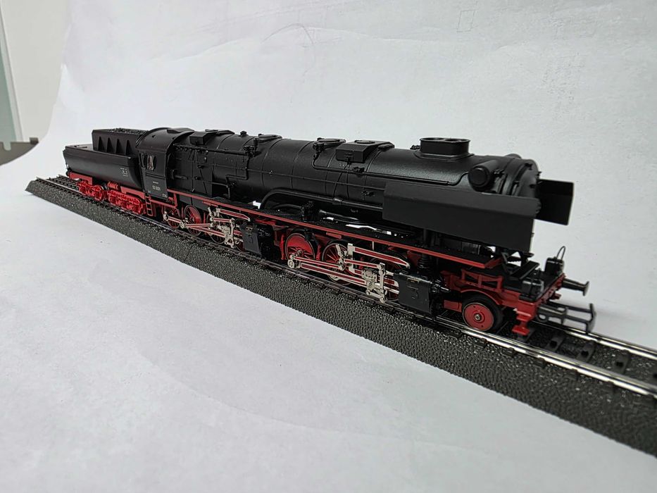 Locomotiva NOUA BR 53 BORSIG (Marklin AC)
