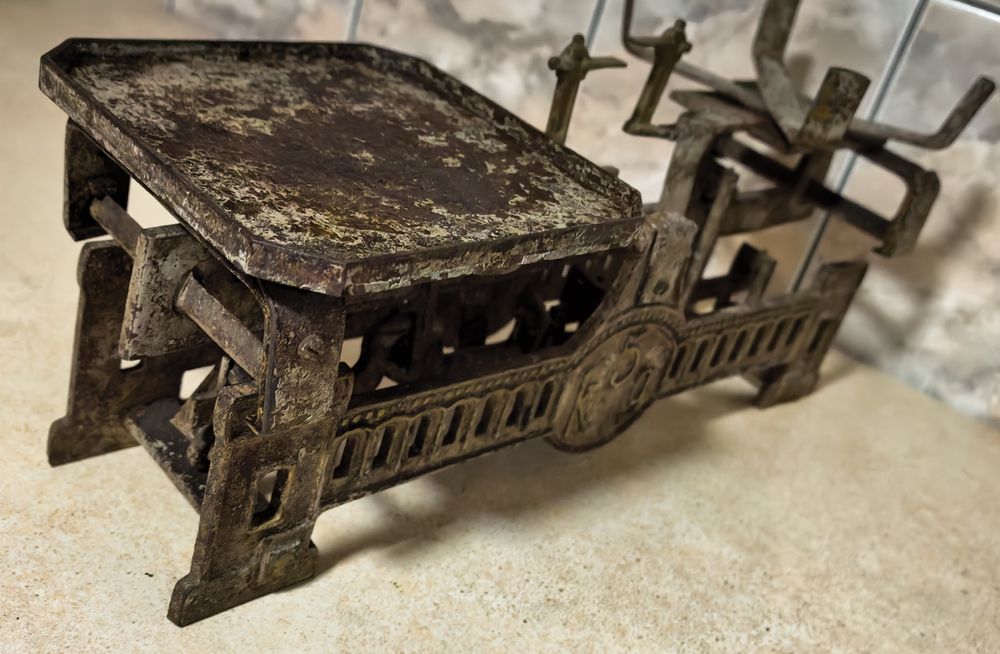 Cântar metalic de epocă 5 kg