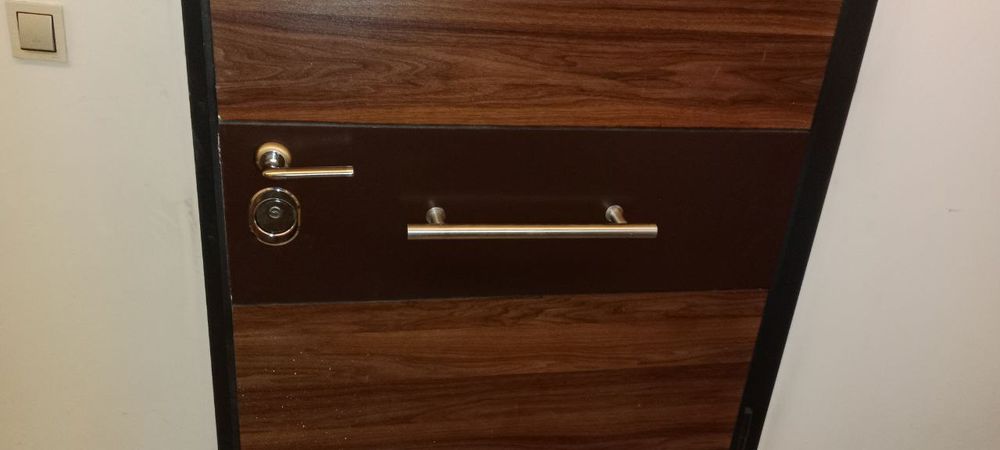 Ремонт реставрация металлических дверей замена замков